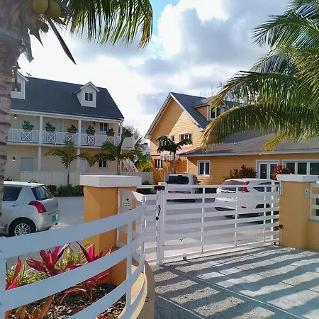 Villa By The Bay